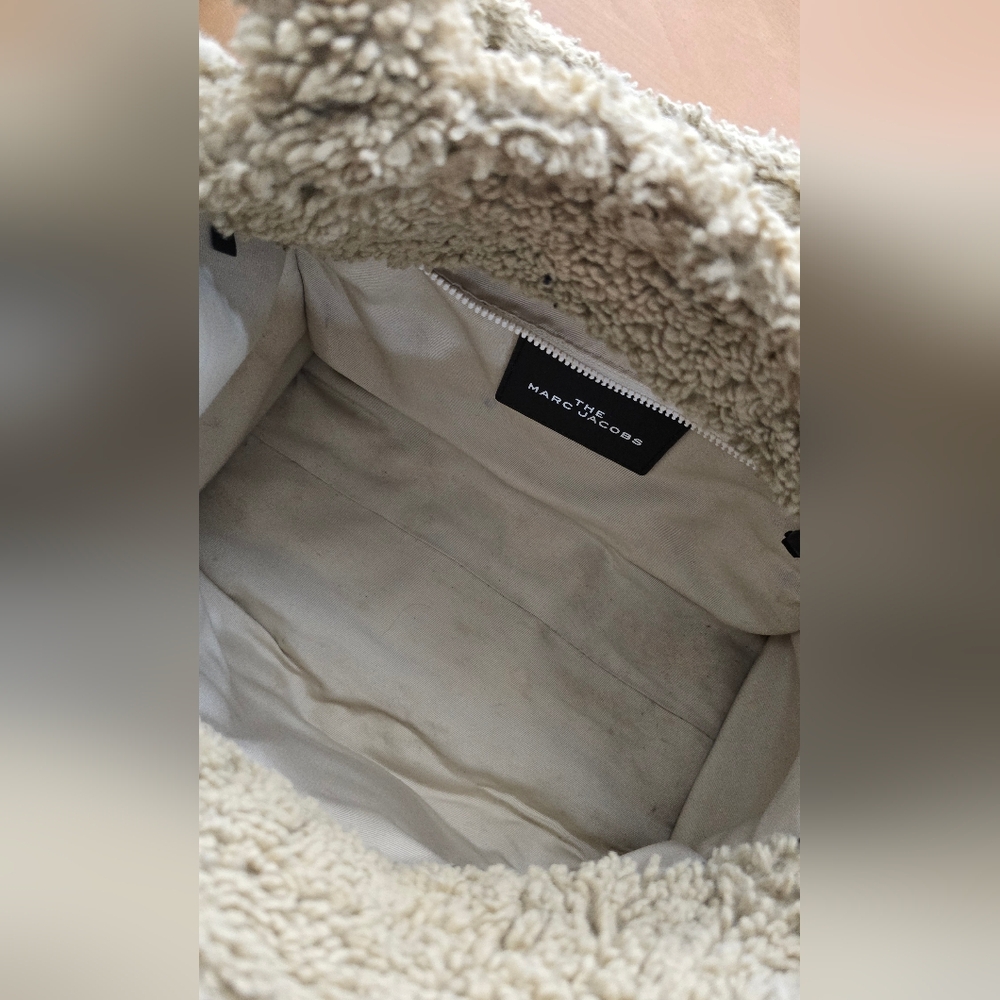 Marc Jacobs "The Tote" Light Brown Teddy Bag - Picture 2 of 9